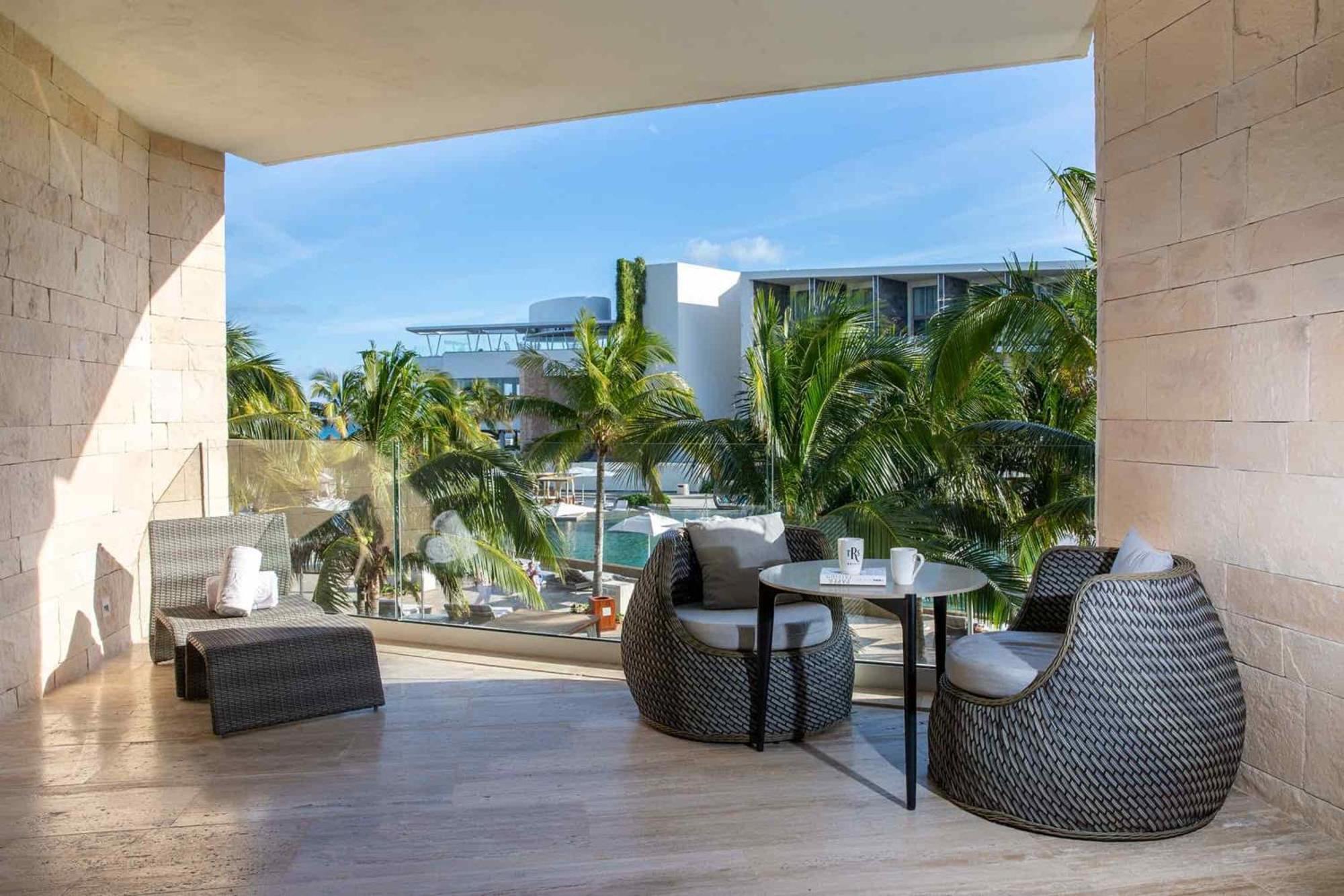Suite Junior con vistas al jardín